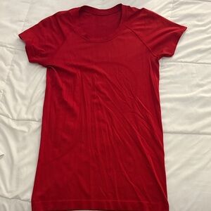 Lululemon Athletica Vibrant Red Short Sleeve Tee